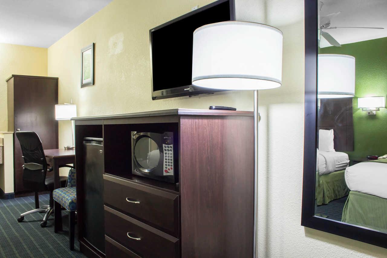 Quality Inn Parker Bagian luar foto