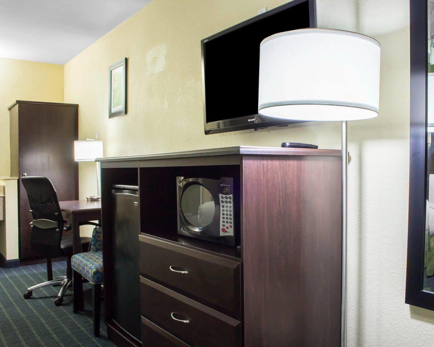 Quality Inn Parker Bagian luar foto